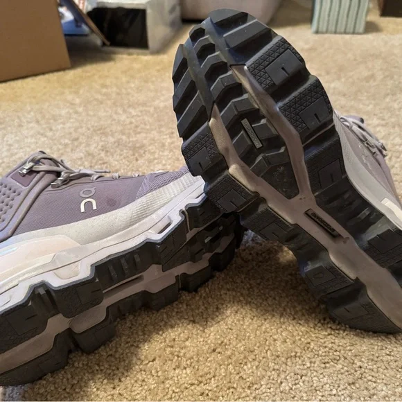 On Running Cloudrock 2 Hiking boots - Picture 6 of 7